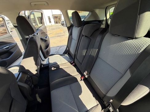 Used 2017 Ford Escape SE FWD image 12
