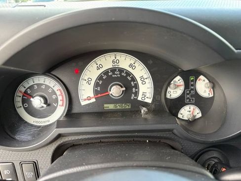 Used 2010 Toyota FJ Cruiser 4WD image 10
