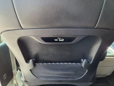 Certified 2022 Chrysler Pacifica Touring-L FWD image 16