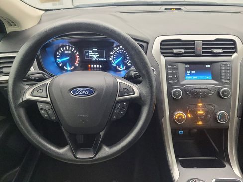 Used 2019 Ford Fusion S FWD image 22
