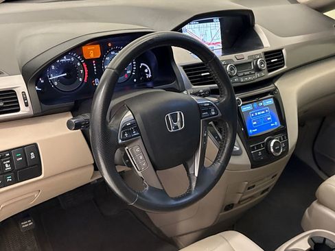 Used 2016 Honda Odyssey Touring image 20