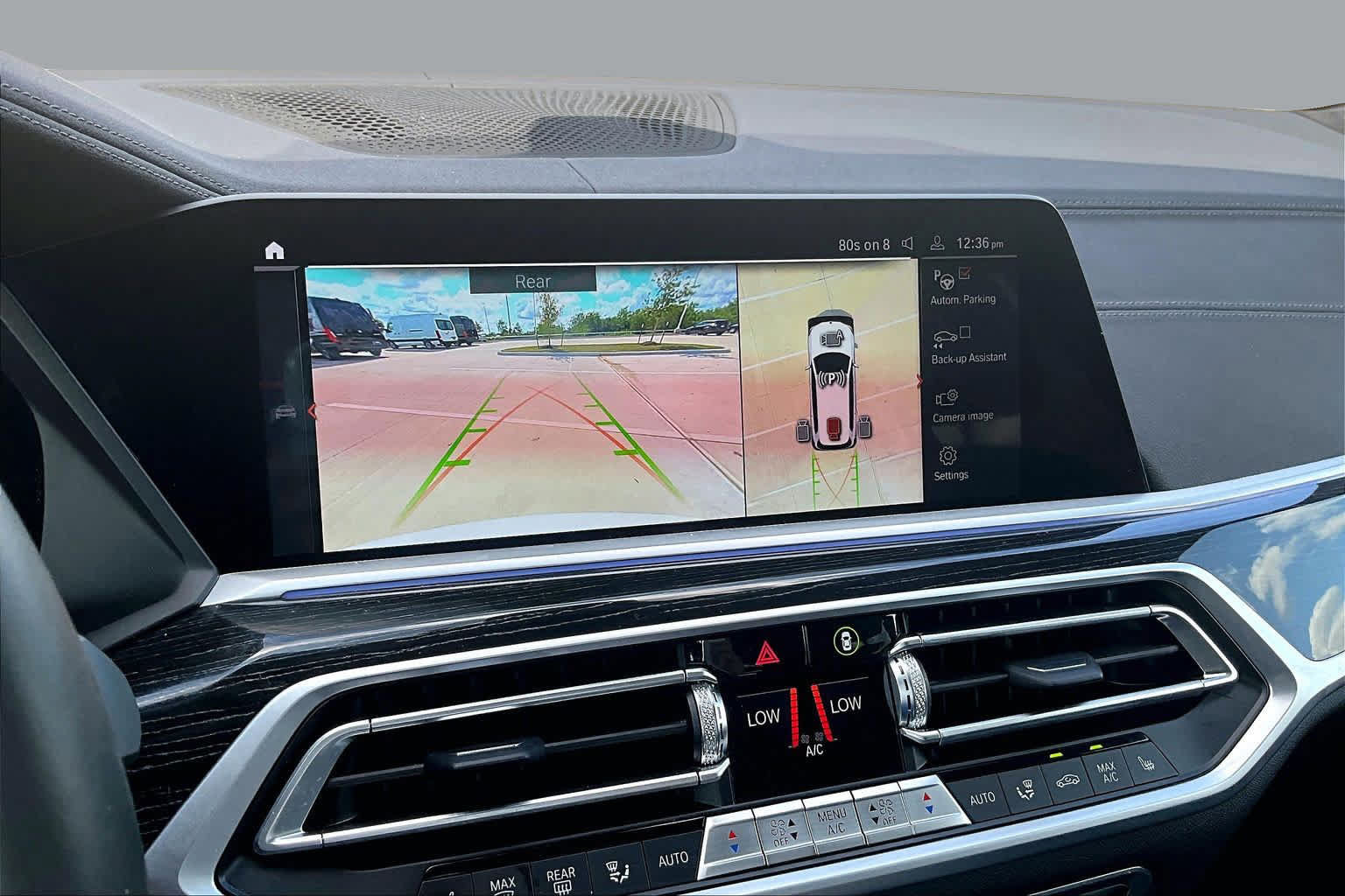 Used 2022 BMW X7 M50i w/ Cold Weather Package AWD/4WD image 23