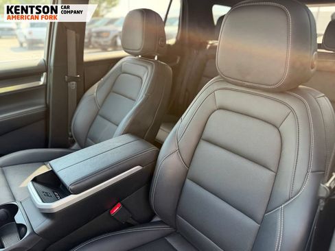 Used 2026 GMC Terrain Elevation w/ Elevation Premium Package AWD/4WD image 21