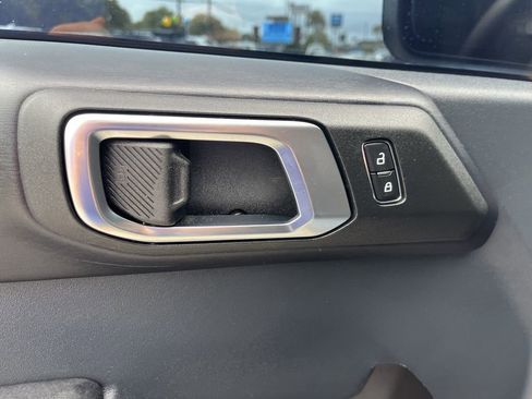 Certified 2024 Ford Bronco Badlands image 19