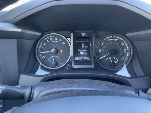 Used 2023 Toyota Tacoma TRD Sport image 37