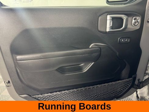 Used 2021 Jeep Wrangler Sport image 10