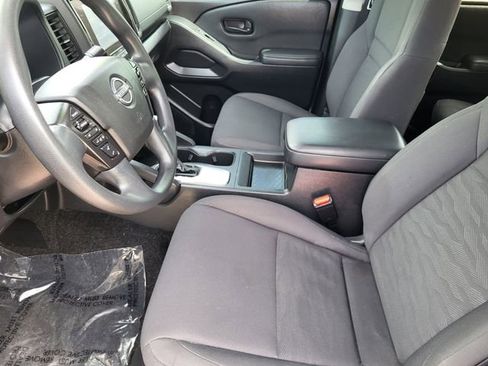 Used 2022 Nissan Frontier S w/ Technology Package image 18