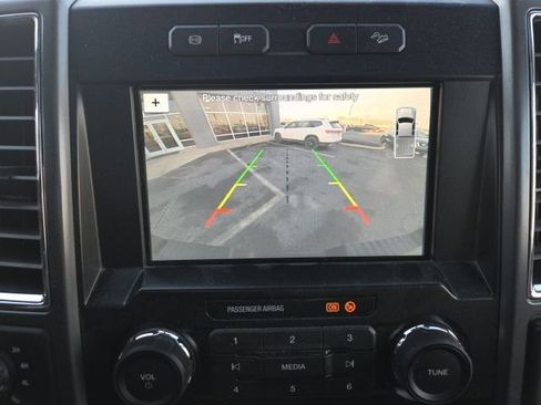 Used 2017 Ford F250 XLT w/ XLT Premium Package image 30