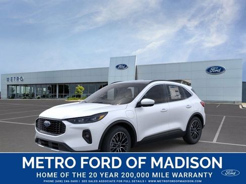New 2025 Ford Escape SE w/ PHEV Premium Package FWD image 1