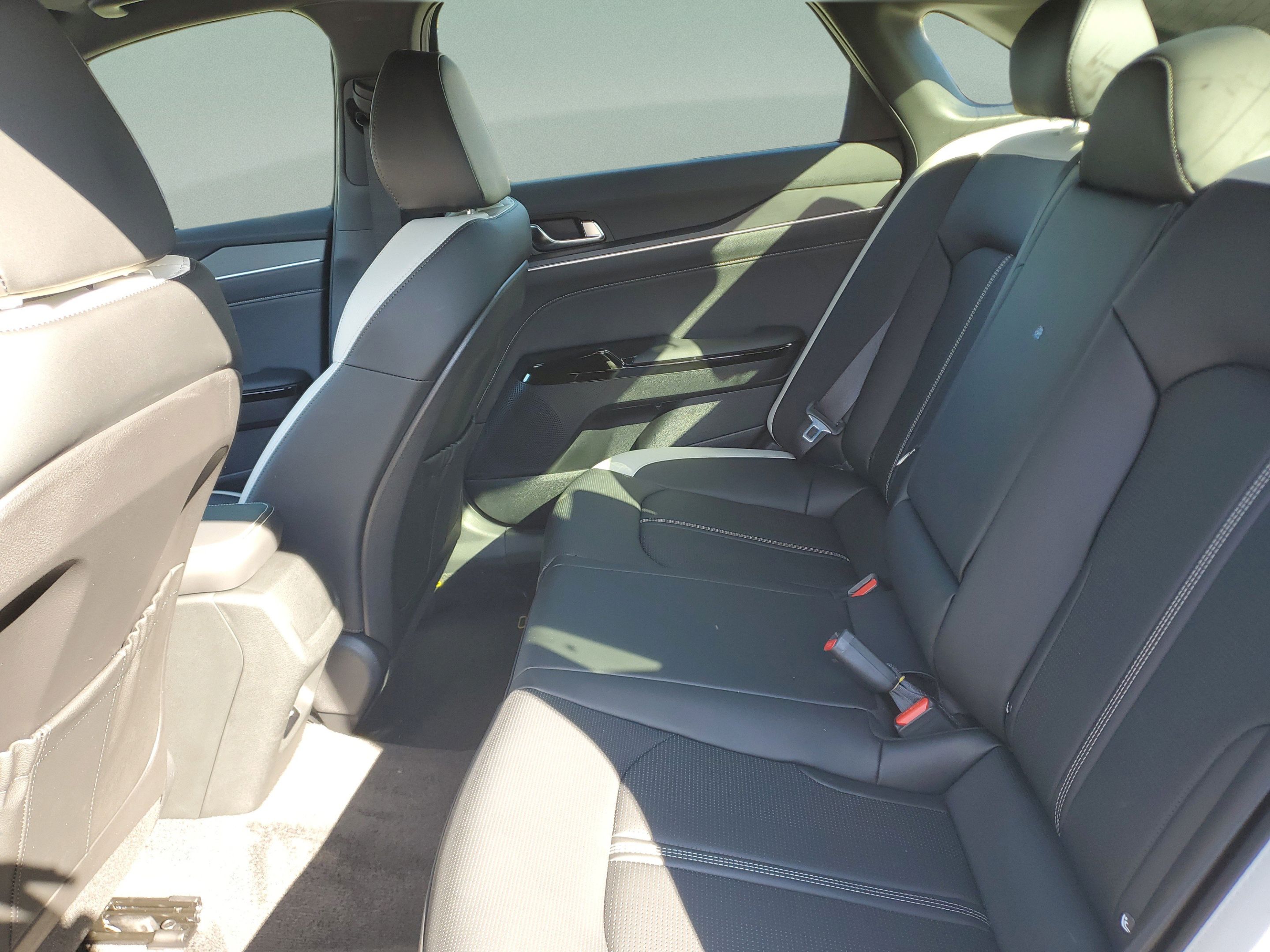New 2026 Kia K5 GT-Line w/ GT-Line Premium Package FWD image 8