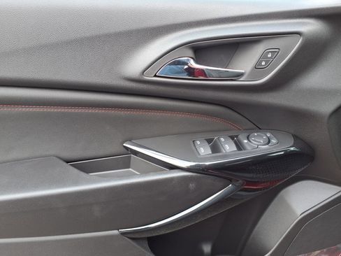 New 2025 Chevrolet Trax RS w/ Driver Confidence Package image 9