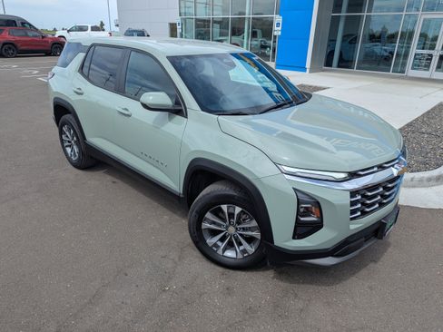 Certified 2025 Chevrolet Equinox LT AWD/4WD image 4