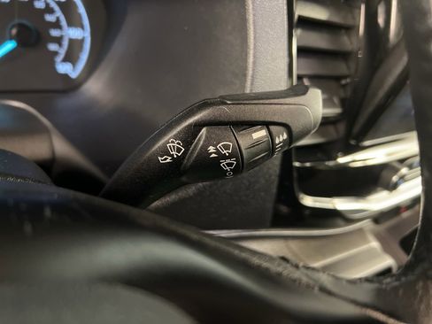 Used 2024 Ford Transit 350 XLT image 17