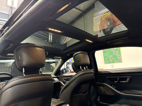 Used 2023 Mercedes-Benz S 580 4MATIC Sedan image 90