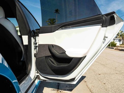 Used 2022 Tesla Model S Plaid image 30