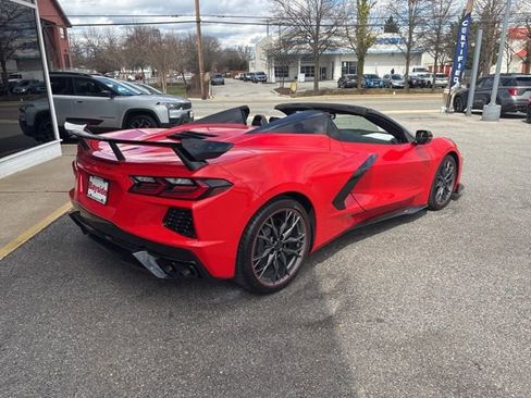 Used 2026 Chevrolet Corvette Stingray Convertible w/ 1LT image 32