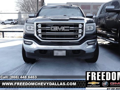 Used 2017 GMC Sierra 1500 SLT image 2