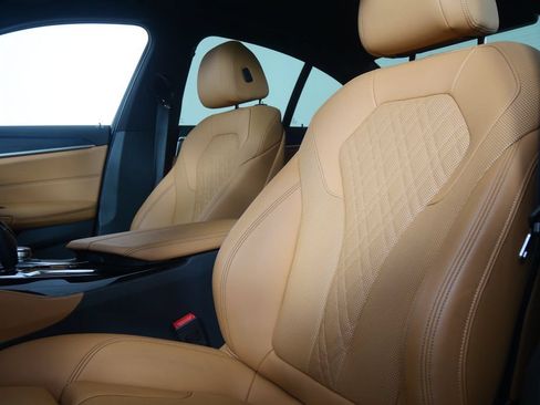 Certified 2023 BMW 530i w/ M Sport Package RWD image 10