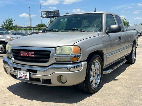 Used 2004 GMC Sierra 1500 SLE w/ Safe And Sound Package RWD image 13