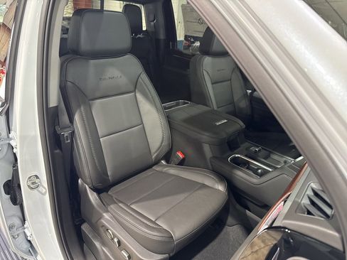 New 2026 GMC Sierra 3500 Denali w/ Denali Reserve Package image 44