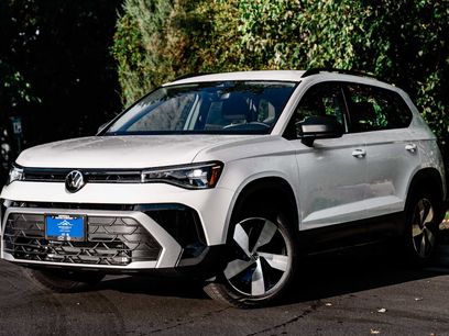 New 2025 Volkswagen Taos S