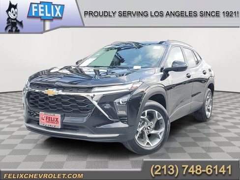 Used 2024 Chevrolet Trax LT image 1