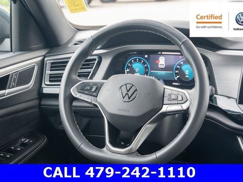 Certified 2024 Volkswagen Atlas Cross Sport SE image 32