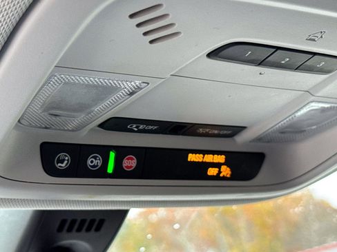 Certified 2020 Chevrolet Traverse LT image 25