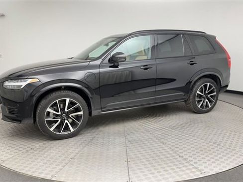 Used 2023 Volvo XC90 T8 Ultimate image 6