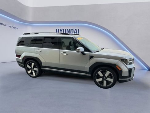 Certified 2024 Hyundai Santa Fe Limited AWD/4WD image 4