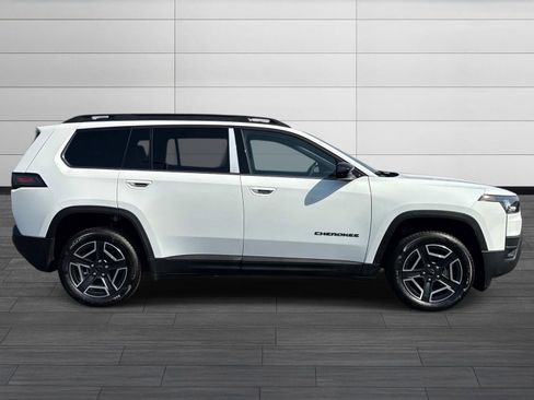 New 2026 Jeep Cherokee Laredo AWD/4WD image 3