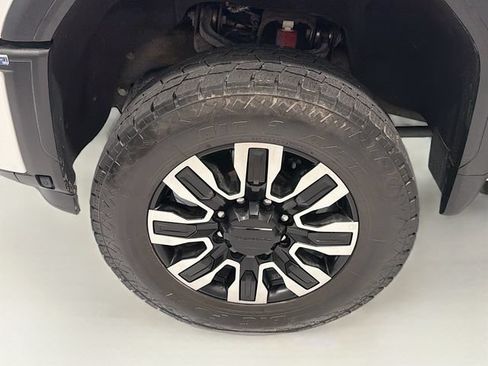 Certified 2024 GMC Sierra 2500 Denali Ultimate AWD/4WD image 22