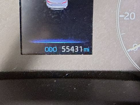 Used 2024 Toyota Corolla LE FWD image 16