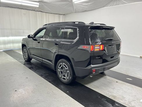 Used 2026 Jeep Cherokee Limited AWD/4WD image 7