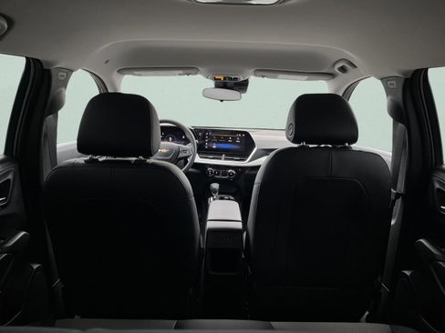 New 2026 Chevrolet Trax LT image 13