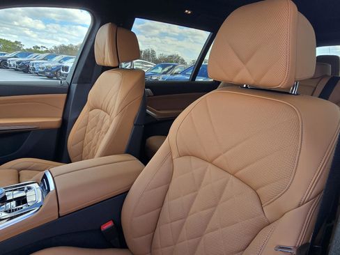 New 2026 BMW X7 xDrive40i w/ M Sport Package image 18
