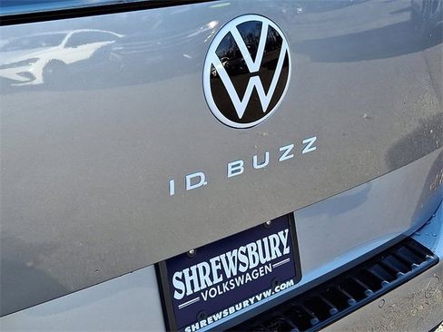 New 2025 Volkswagen ID. Buzz Pro S image 14