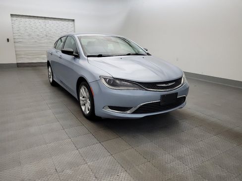 Used 2015 Chrysler 200 Limited FWD image 13