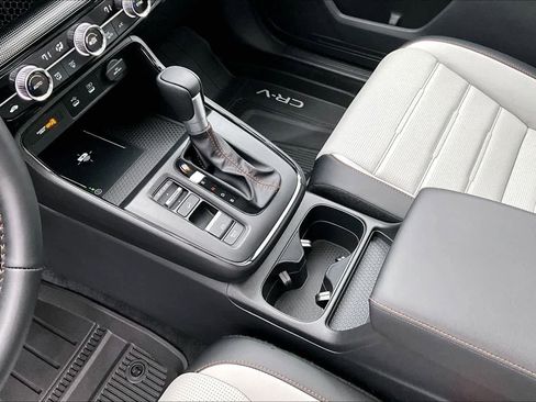 Used 2026 Honda CR-V Sport Touring image 17