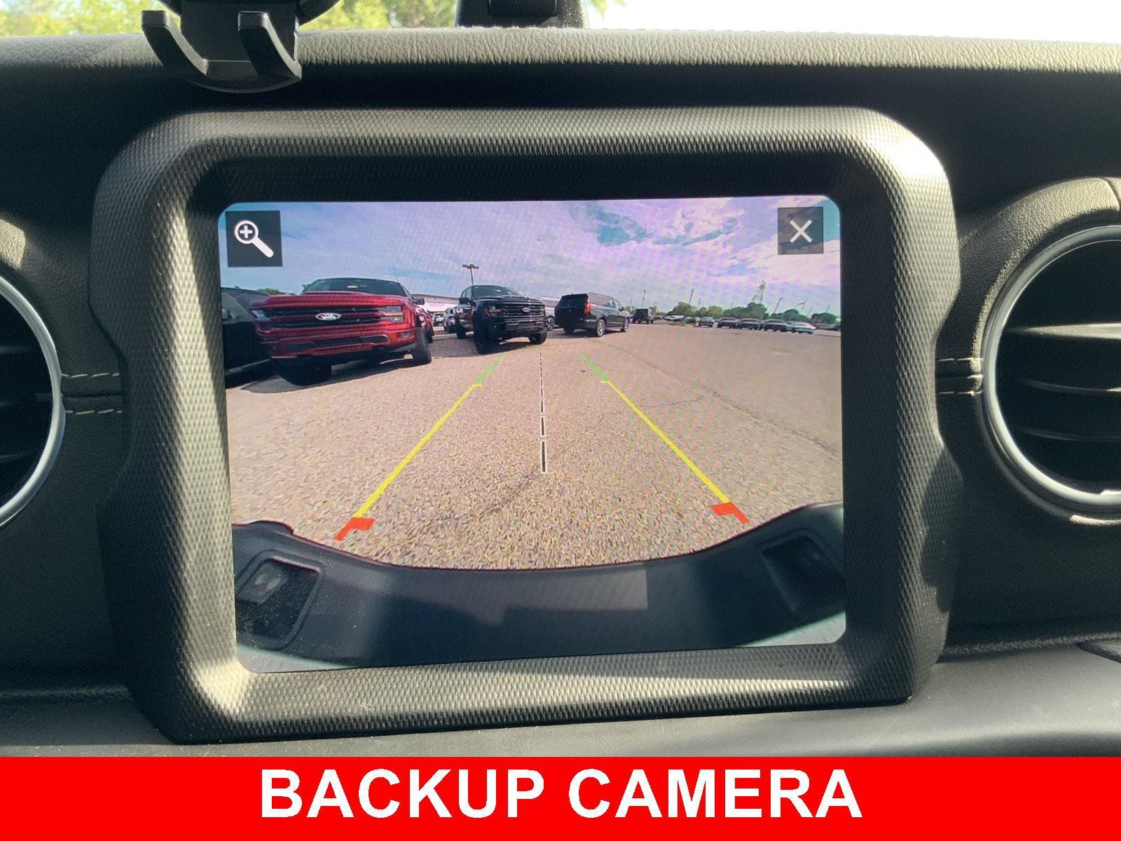 Used 2022 Jeep Gladiator Overland w/ Popular Equipment Package AWD/4WD image 33