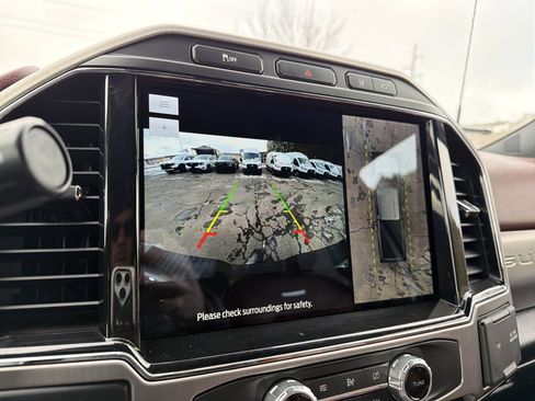 Used 2022 Ford F350 Platinum w/ Snow Plow Prep Package image 21