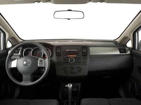 Used 2010 Nissan Versa 1.8 S w/ PWR Plus Pkg FWD image 7