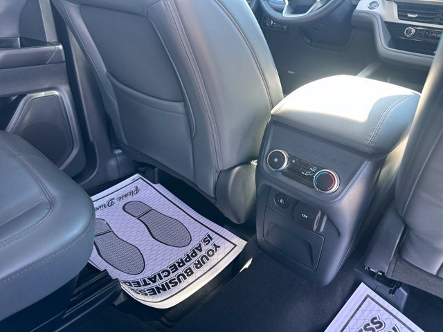 Used 2026 Ford Explorer Active w/ Active Comfort Package RWD image 15