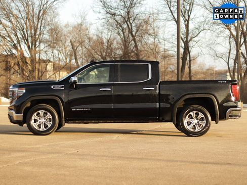 Used 2025 GMC Sierra 1500 SLT image 4