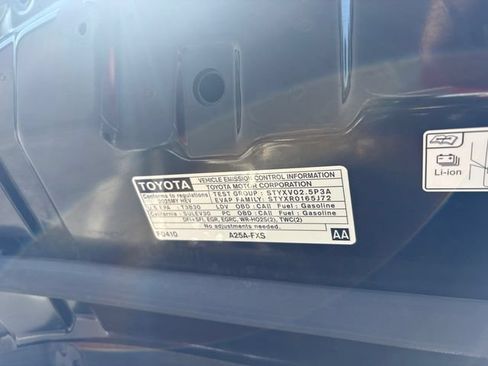 Certified 2025 Toyota Camry SE FWD image 10