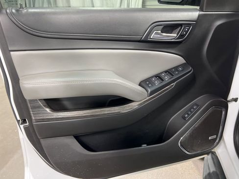 Used 2018 Chevrolet Tahoe LT image 22