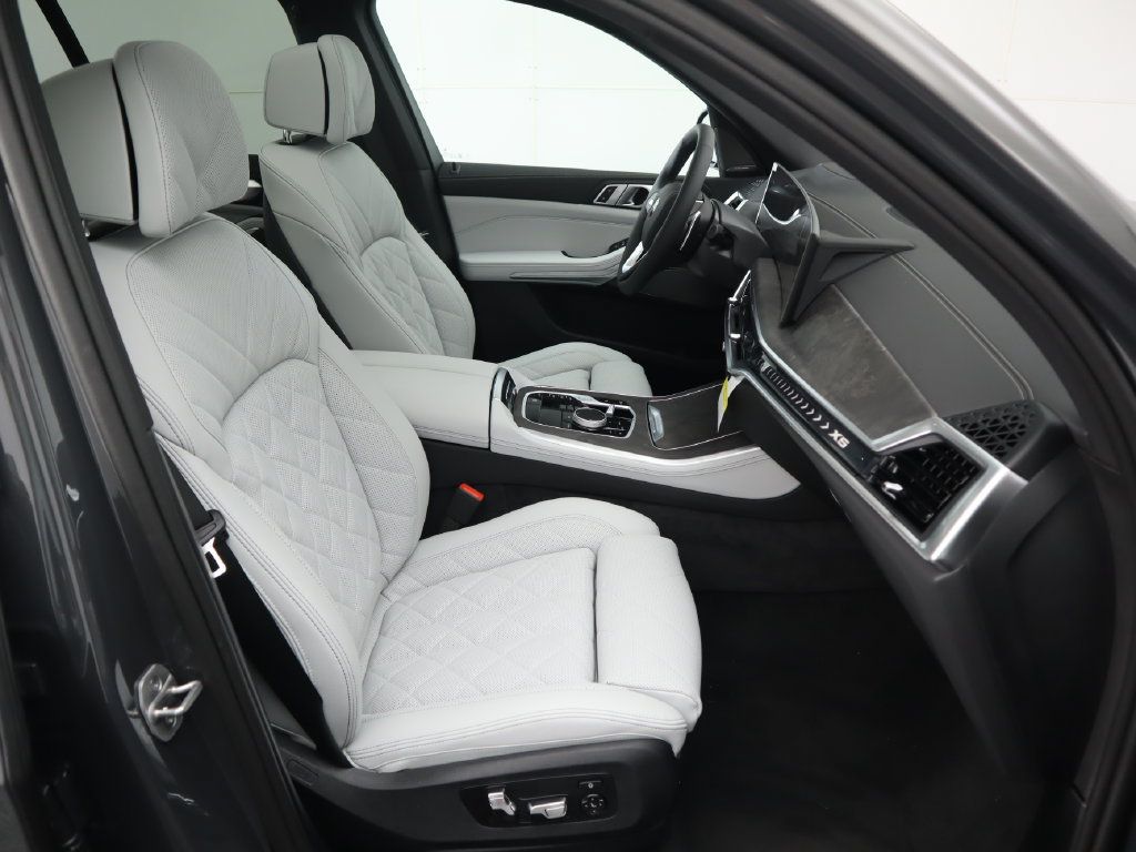 Certified 2026 BMW X5 sDrive40i w/ Climate Comfort Package RWD image 22