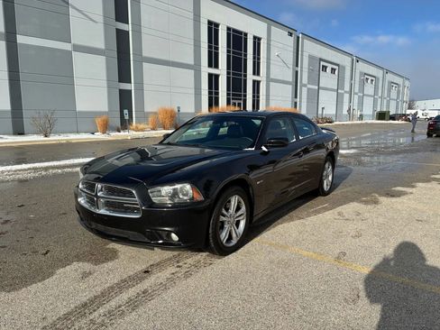 Used 2011 Dodge Charger R/T image 2
