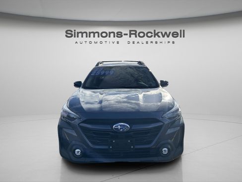 Used 2023 Subaru Outback Premium image 1