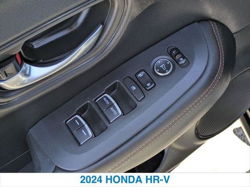 Used 2024 Honda HR-V Sport image 13